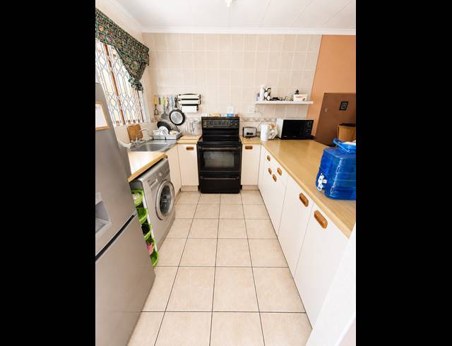 2 BEDROOM SIMPLEX FOR SALE IN MUSGRAVE
